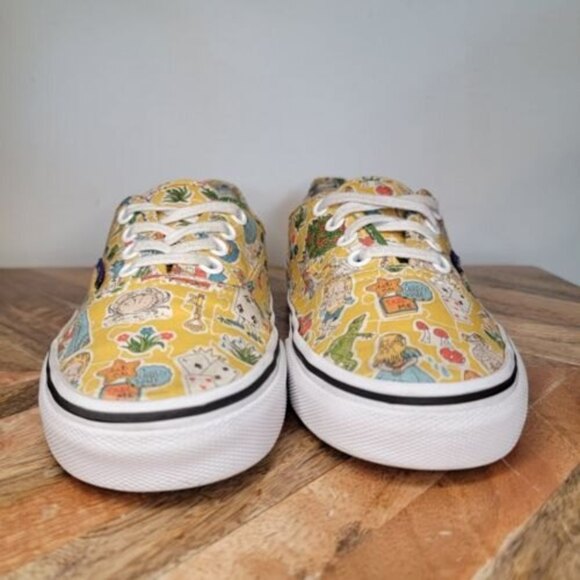 Vans x Alice In Wonderland Men's 4 Women's 5.5 Sneakers Shoes RARE - Picture 2 of 9